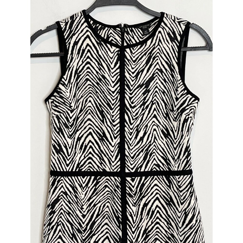 Ann Taylor Zebra Print Sheath Dress Petite 2P Black White Sleeveless Work - Picture 5 of 12